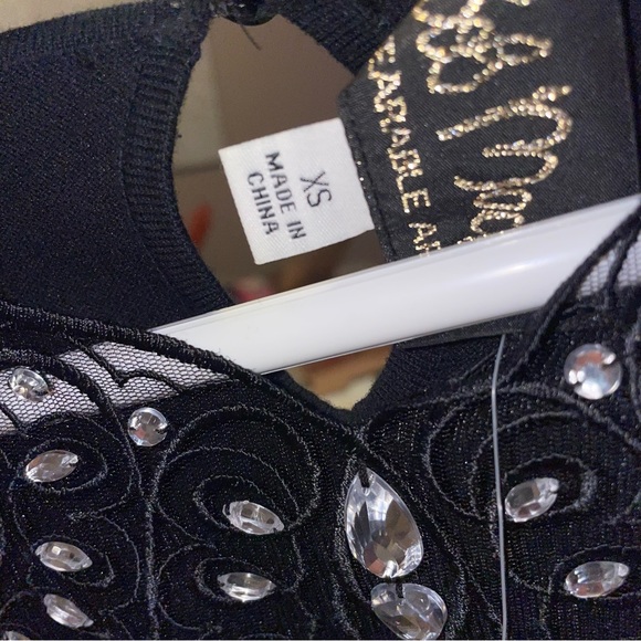 Women’s Bob Mackie Sweater Black Size XS New - Picture 5 of 5